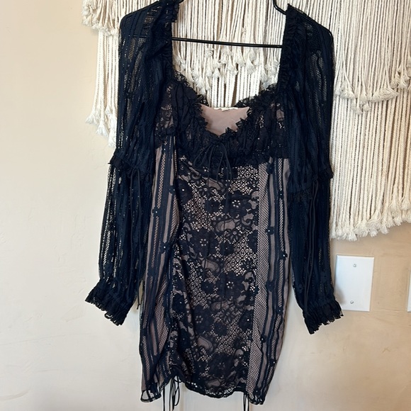For Love & Lemons large Lacy black dress - Picture 14 of 15